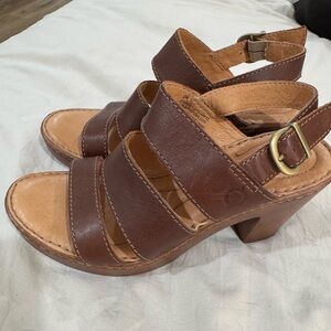 Born Leather Block Heel Sandals –‎ Size 6